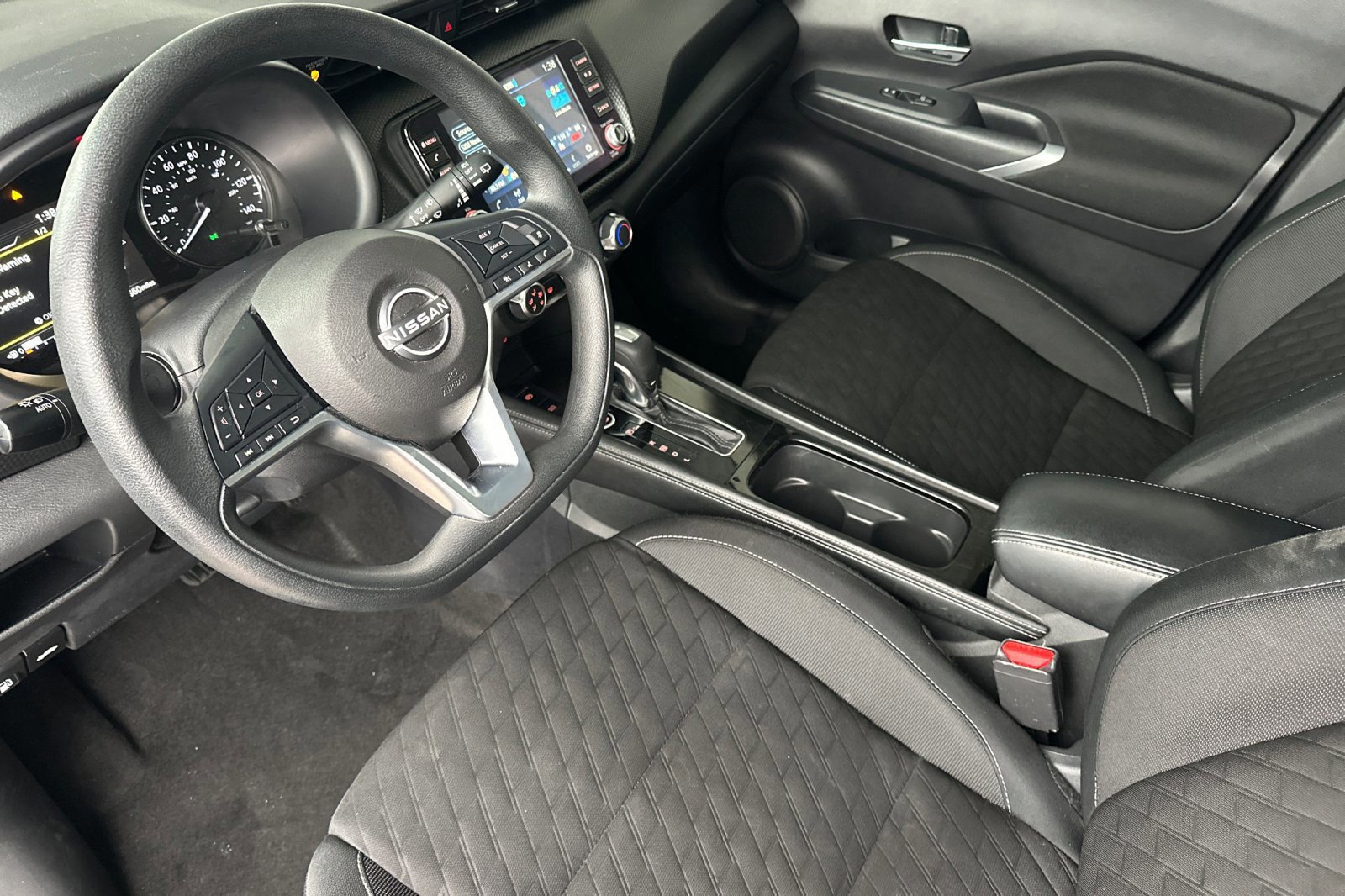 Used 2024 Nissan Kicks SV image 10