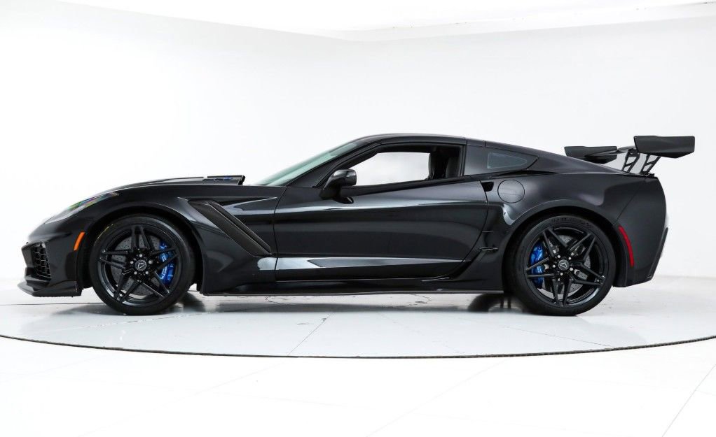 Used 2019 Chevrolet Corvette ZR1 image 2