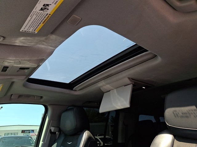 Used 2019 Cadillac Escalade ESV Premium Luxury AWD/4WD image 21