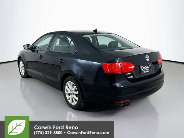Used 2011 Volkswagen Jetta SE FWD image 5
