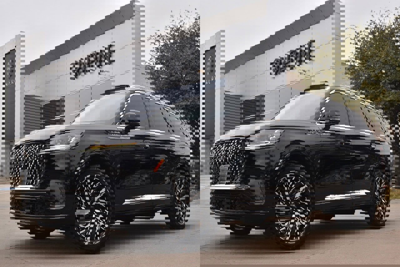 New 2026 Lincoln Aviator Black Label w/ Dynamic Handling Package image 8