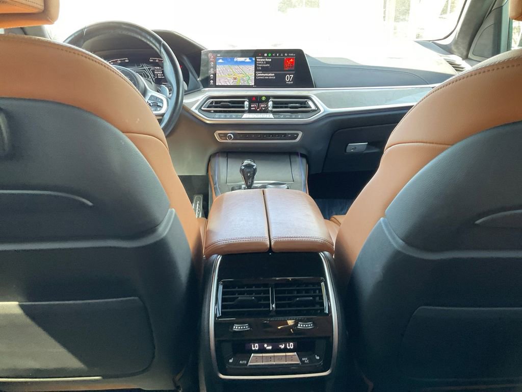 Used 2021 BMW X7 xDrive40i w/ M Sport Package image 30