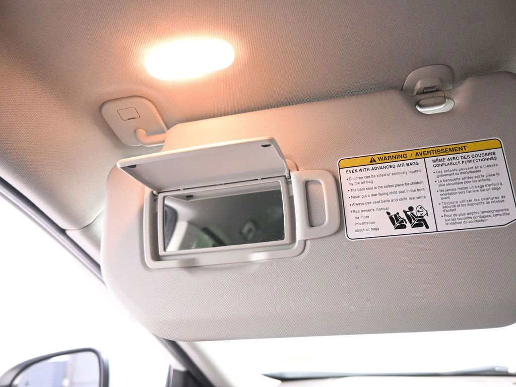 Used 2023 Nissan Rogue SV image 33