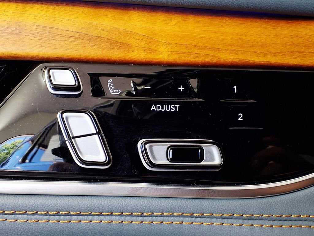 Used 2022 Jeep Grand Wagoneer Series II image 20