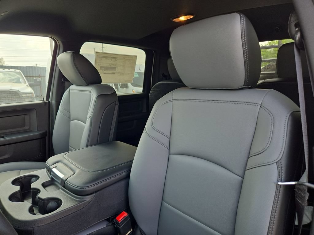 New 2026 RAM 3500 Tradesman AWD/4WD image 27