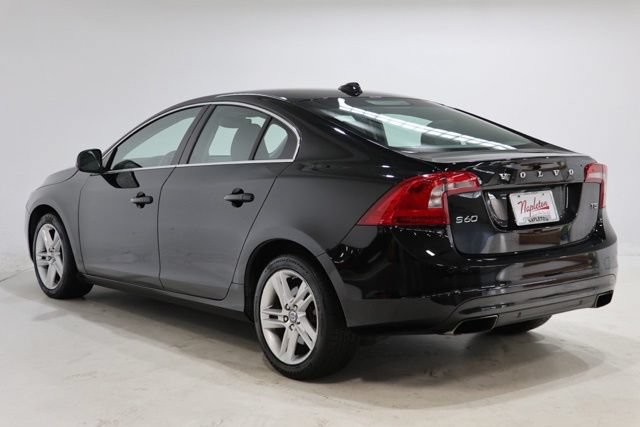 Used 2015 Volvo S60 T5 Platinum w/ Climate Package FWD image 6