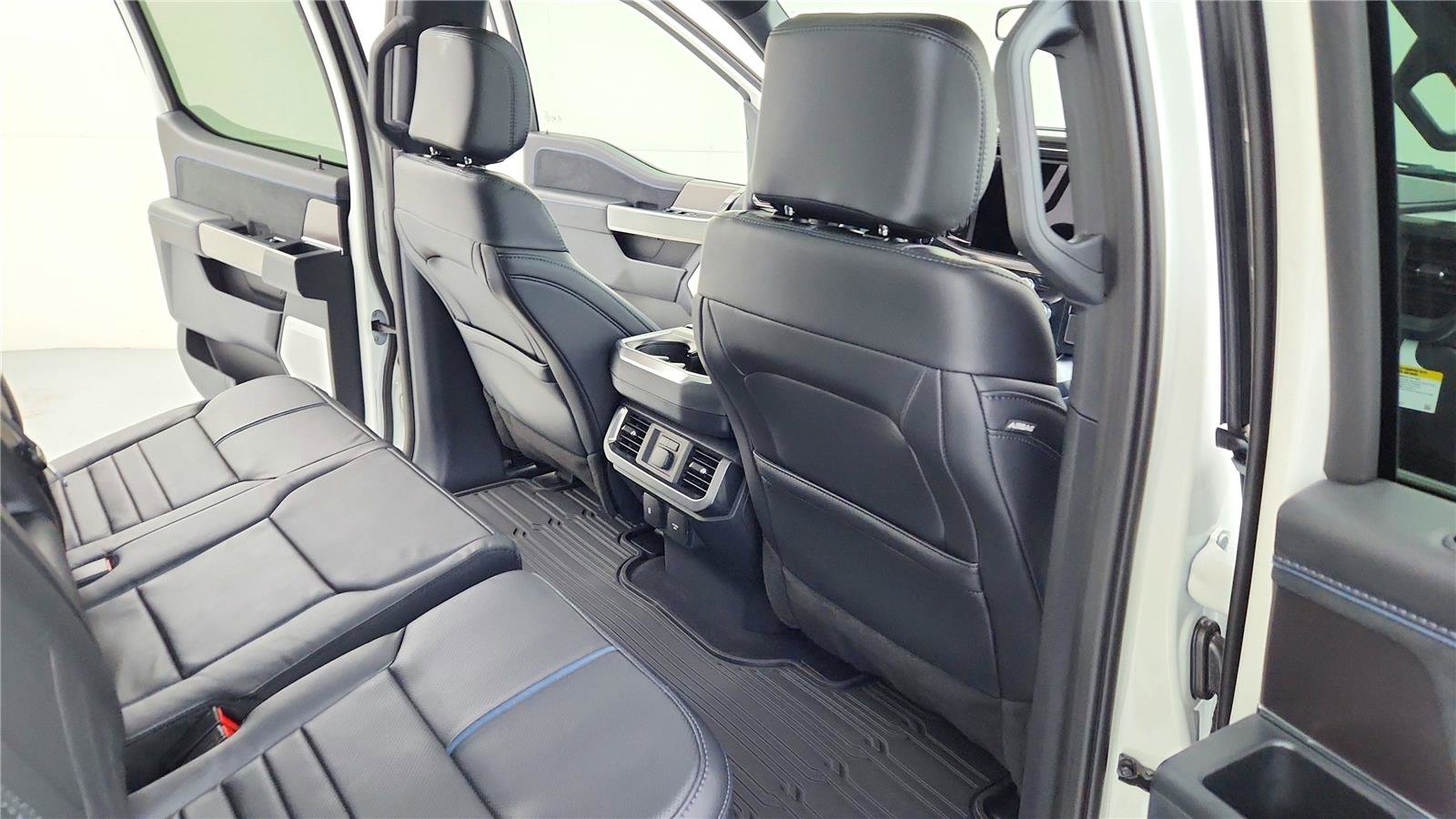 New 2025 Ford F150 Platinum w/ Equipment Group 702A High image 34