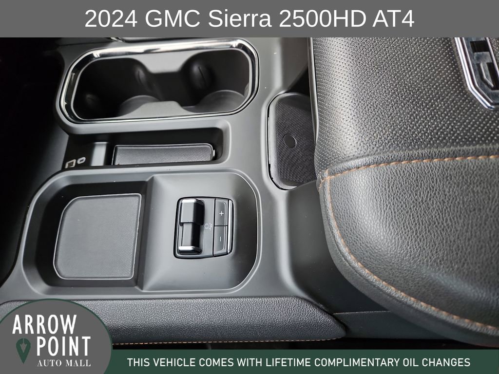 Used 2024 GMC Sierra 2500 AT4 w/ AT4 Preferred Package image 28