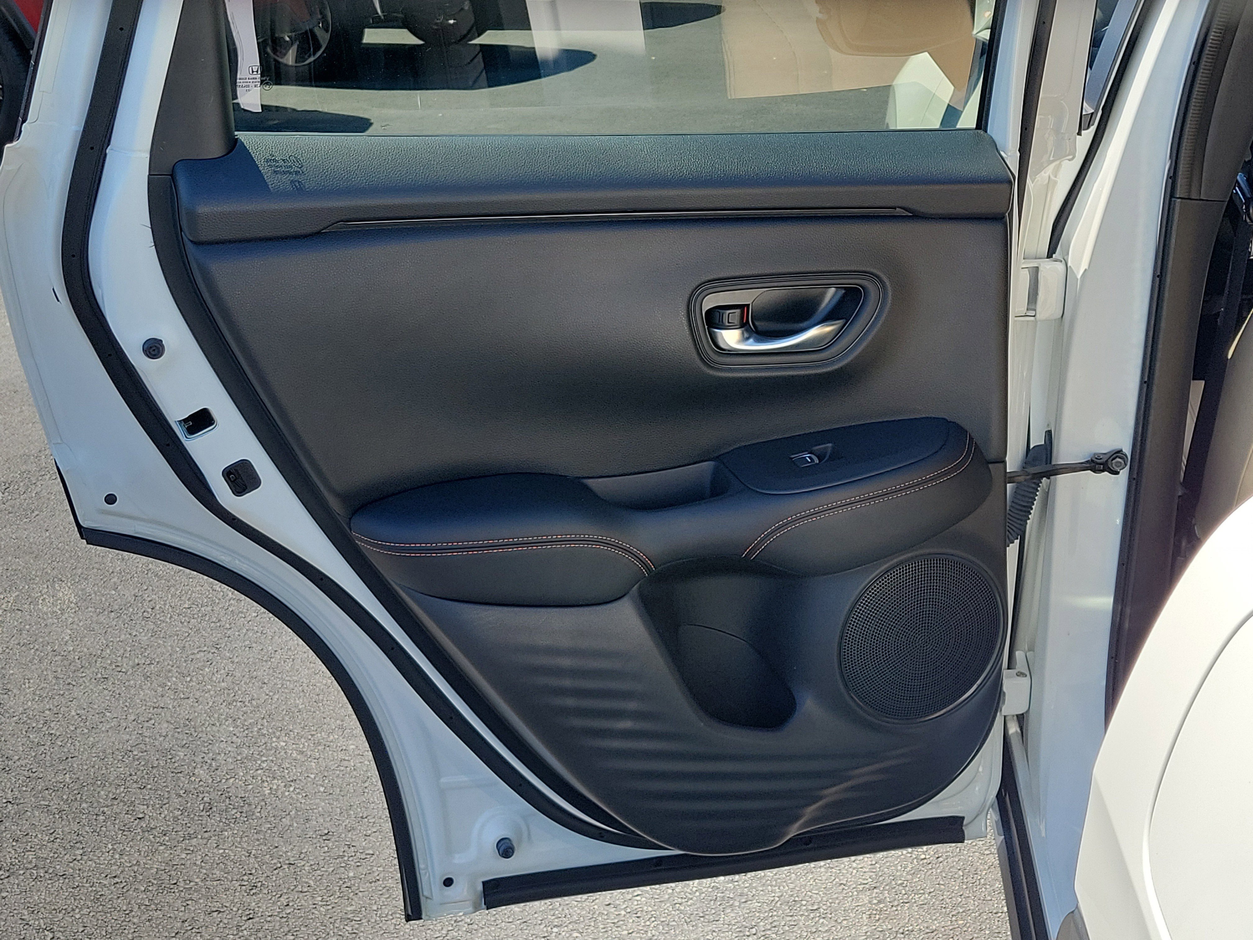 Used 2024 Honda HR-V Sport image 12