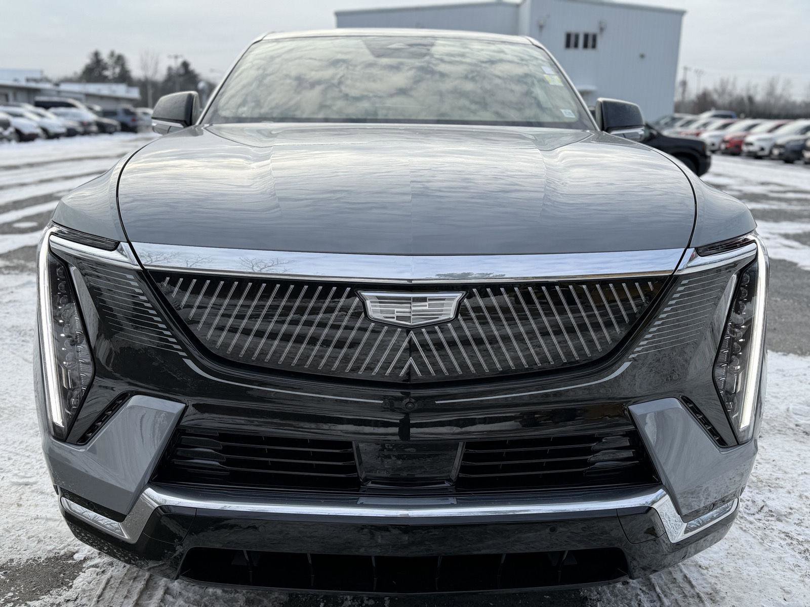 New 2026 Cadillac Escalade IQ Luxury 1 image 2