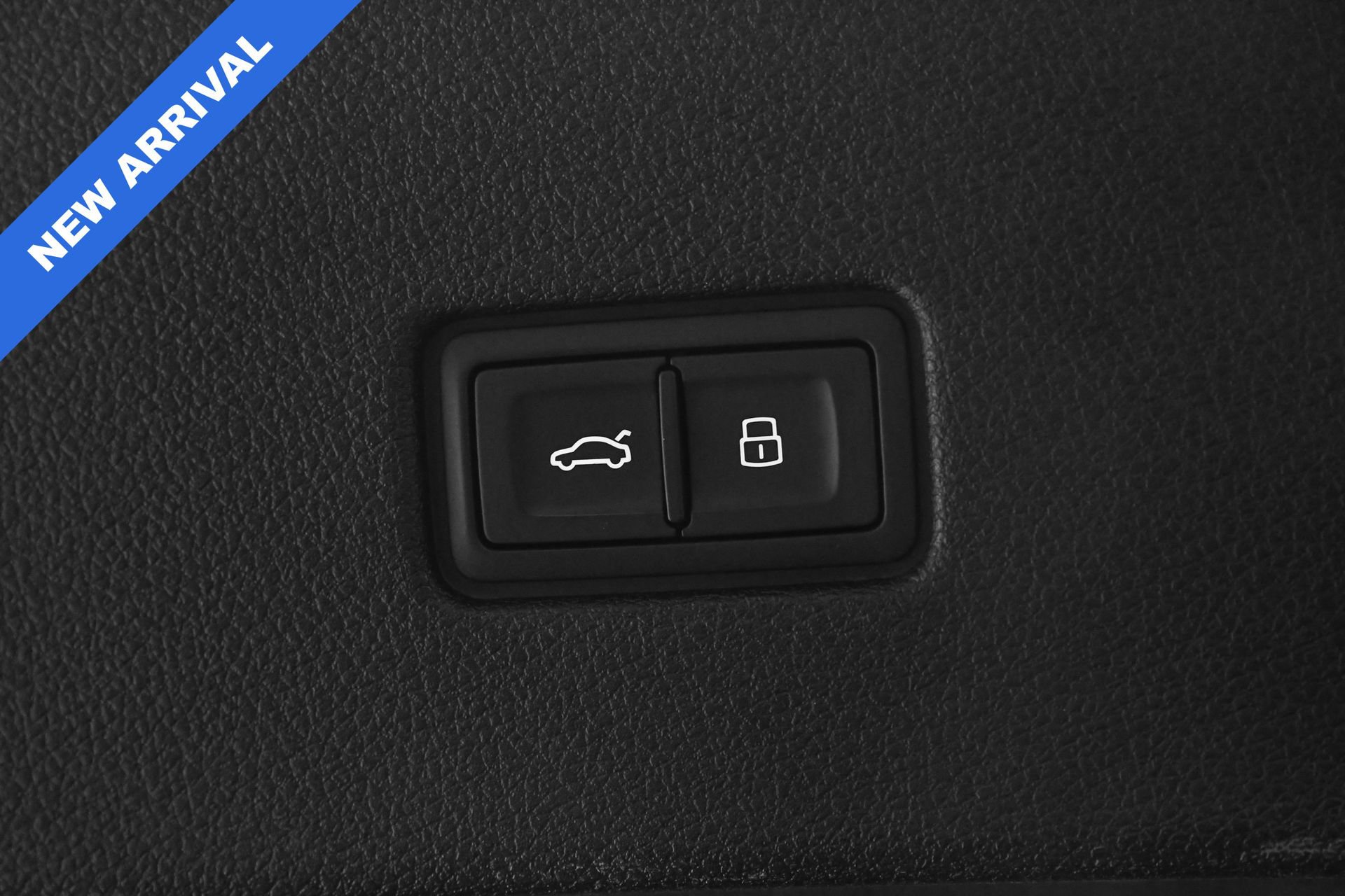 Used 2024 Audi SQ8 Premium Plus w/ Executive Package image 8