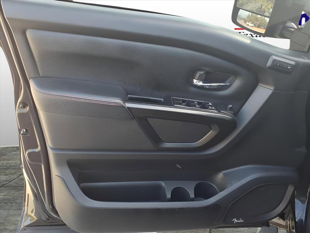 Used 2024 Nissan Titan PRO-4X w/ Pro-4x Convenience Package image 11