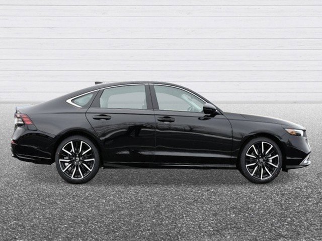 New 2026 Honda Accord Touring image 7