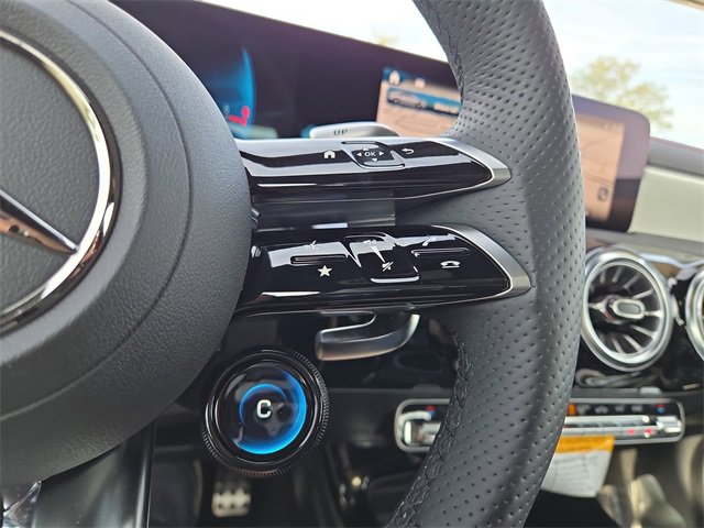 New 2025 Mercedes-Benz CLA 35 AMG 4MATIC image 18
