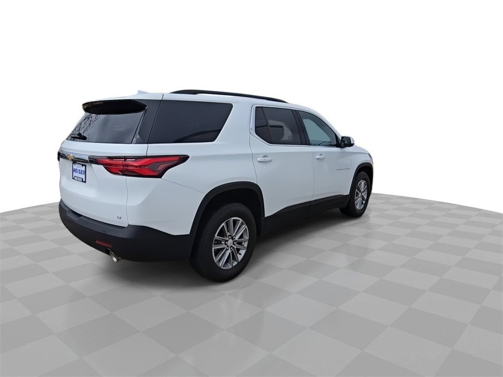 Used 2023 Chevrolet Traverse LT image 8
