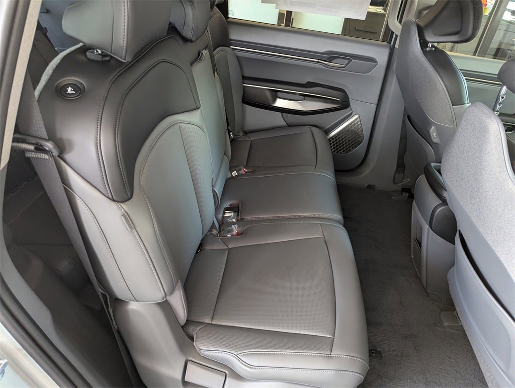 New 2026 Kia EV9 Light image 40