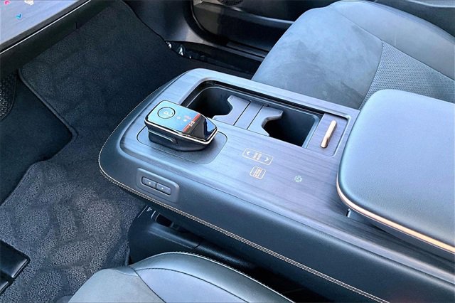Certified 2025 Nissan Ariya AWD image 18