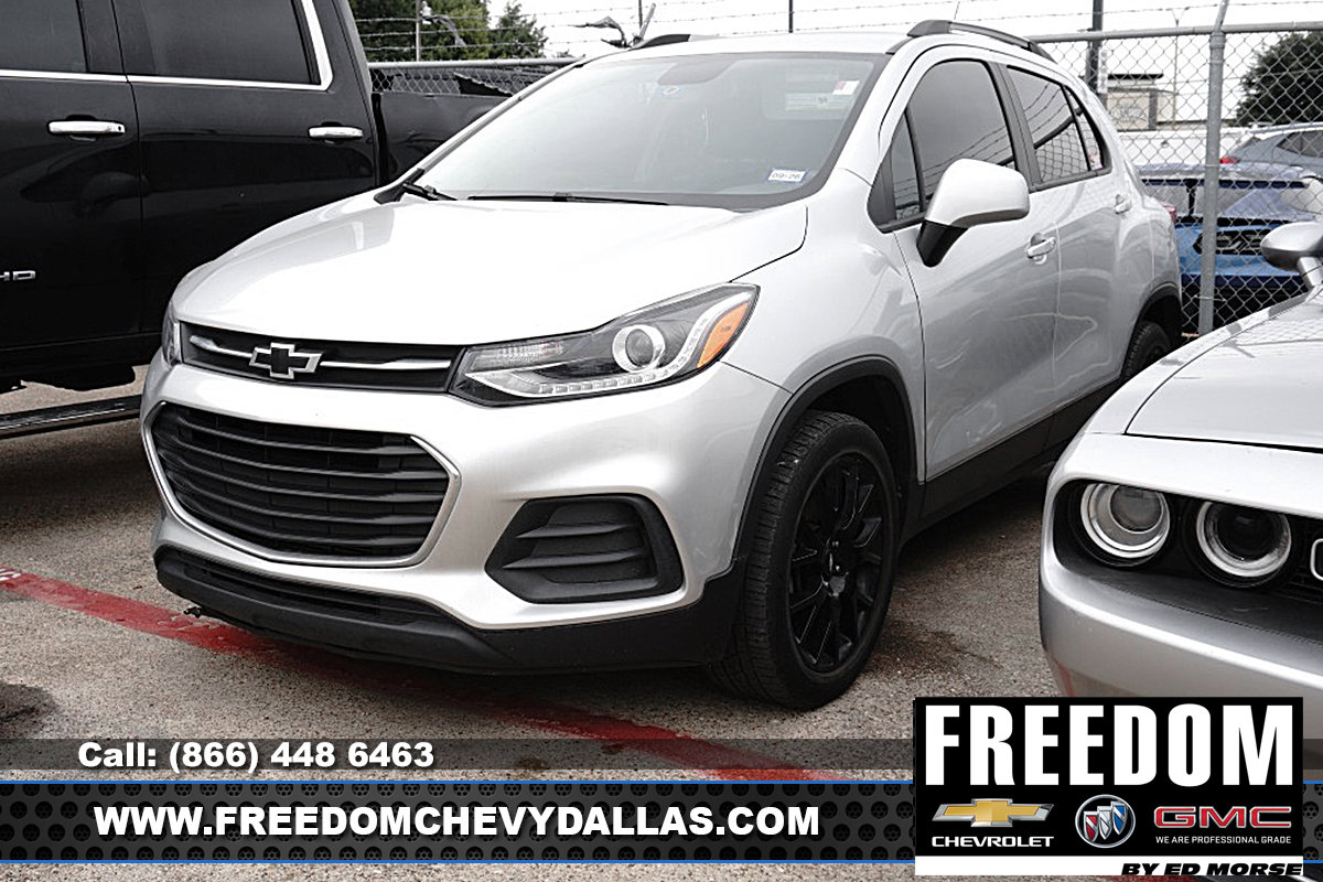 Used 2021 Chevrolet Trax LT w/ Driver Confidence Package AWD/4WD image 4