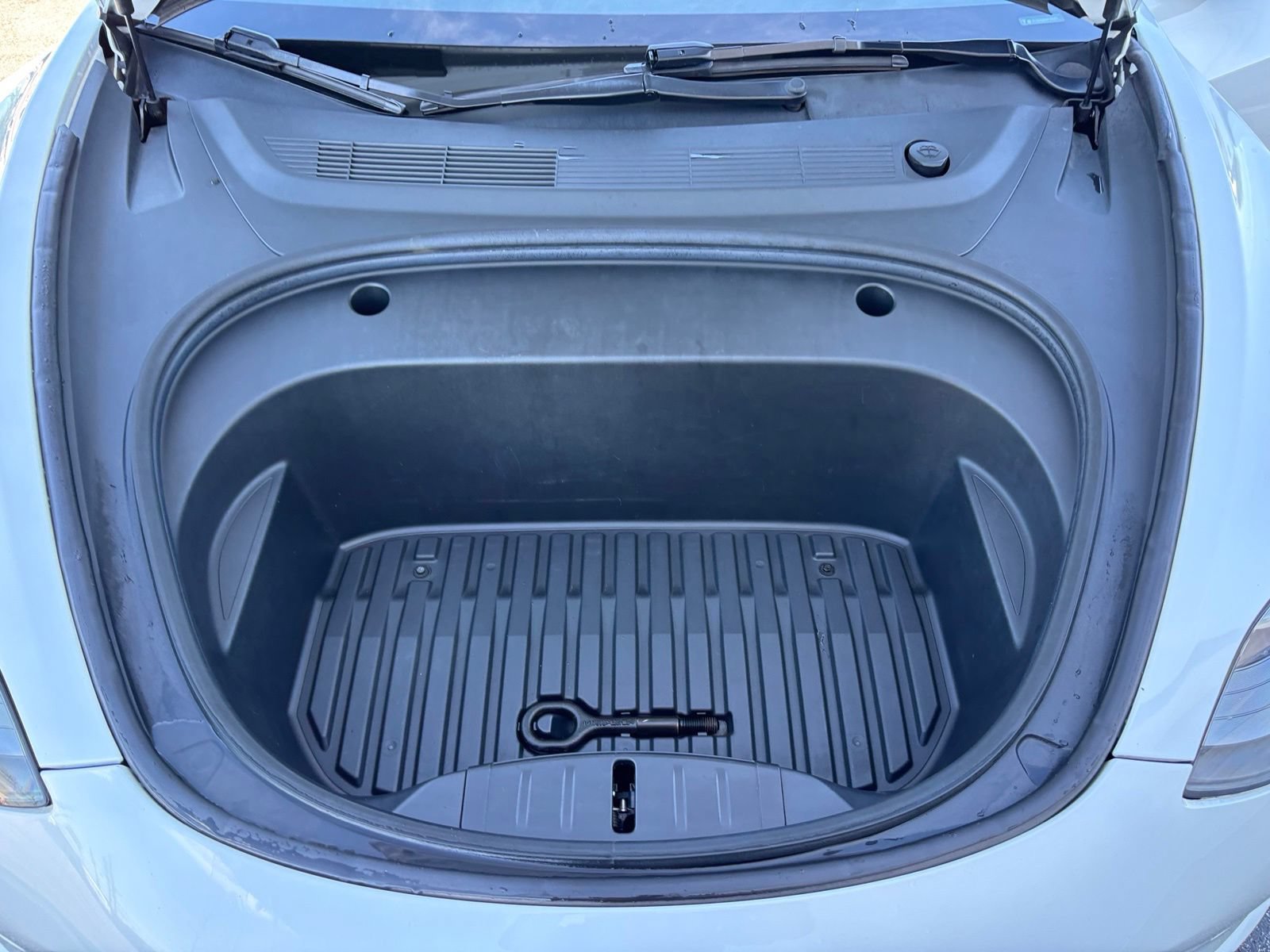 Used 2022 Tesla Model 3 Long Range AWD/4WD image 25