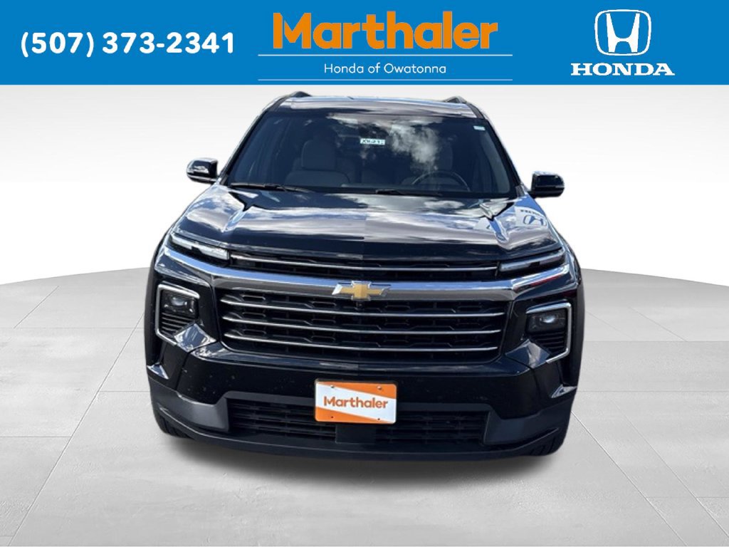Used 2026 Chevrolet Traverse LT w/ Driver Confidence Package AWD/4WD image 8