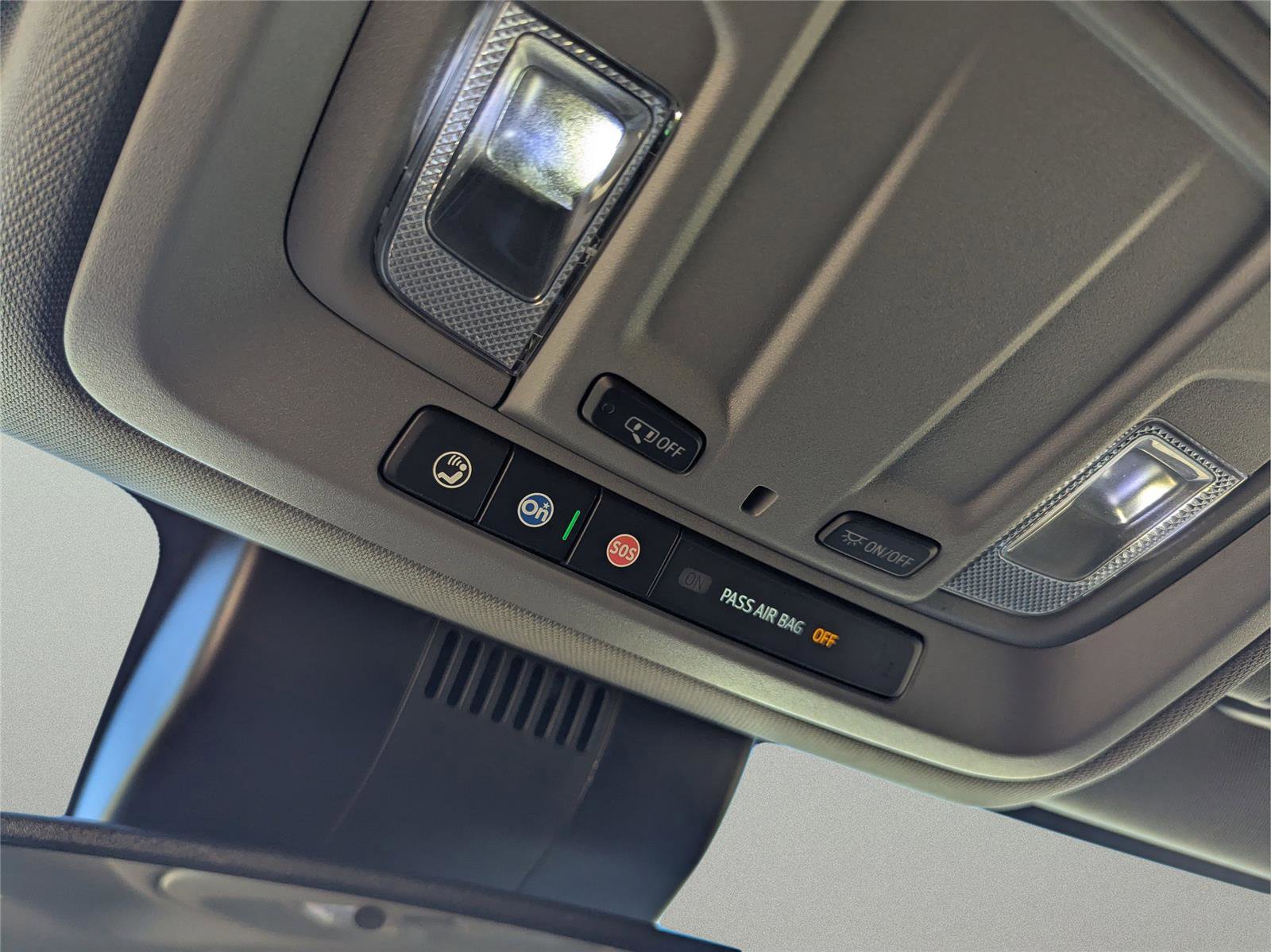 Used 2024 GMC Sierra 1500 SLT w/ SLT Premium Package image 19