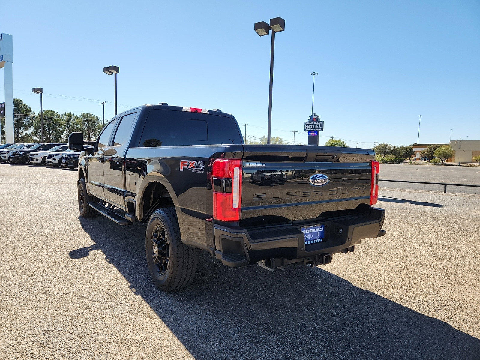 Certified 2024 Ford F250 XL w/ STX Appearance Package image 5
