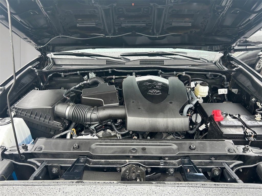 Used 2023 Toyota Tacoma TRD Sport w/ Technology Package image 20