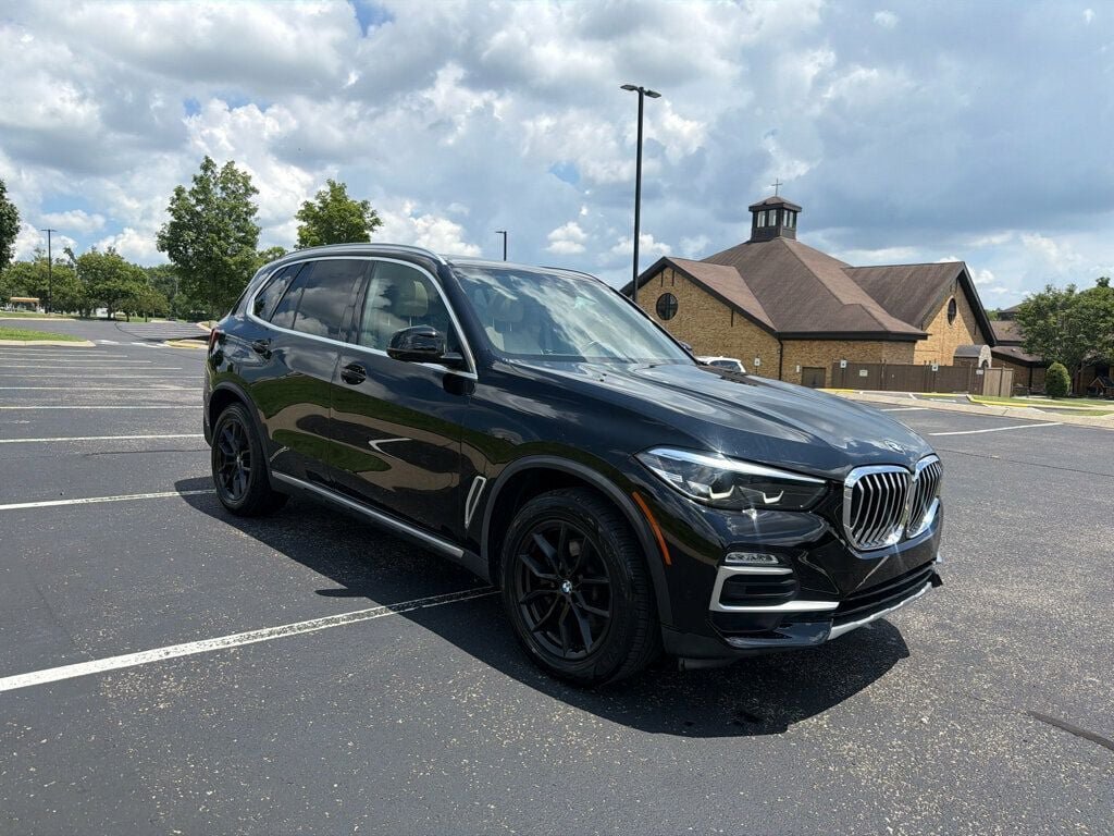 Used 2020 BMW X5 sDrive40i w/ Premium Package RWD image 3