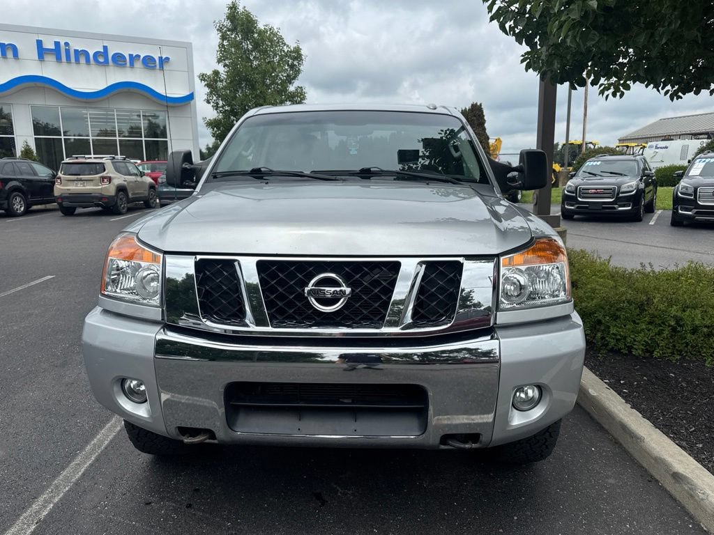 Used 2012 Nissan Titan SV w/ SV Premium Utility Pkg AWD/4WD image 2