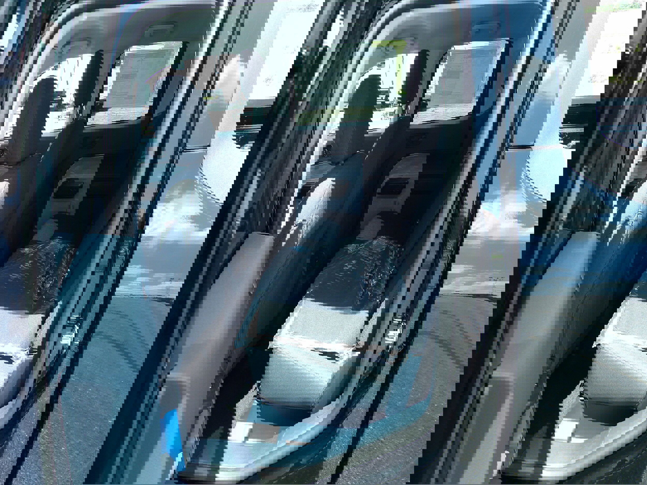 New 2025 Ford Maverick XLT w/ XLT Luxury Package image 12