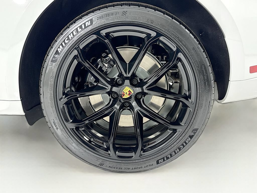New 2026 Porsche Macan GTS AWD/4WD image 37
