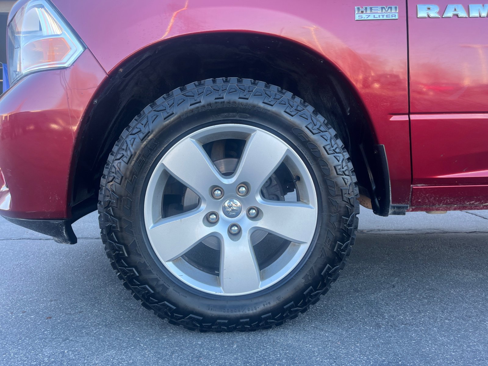 Used 2012 RAM 1500 Express image 10