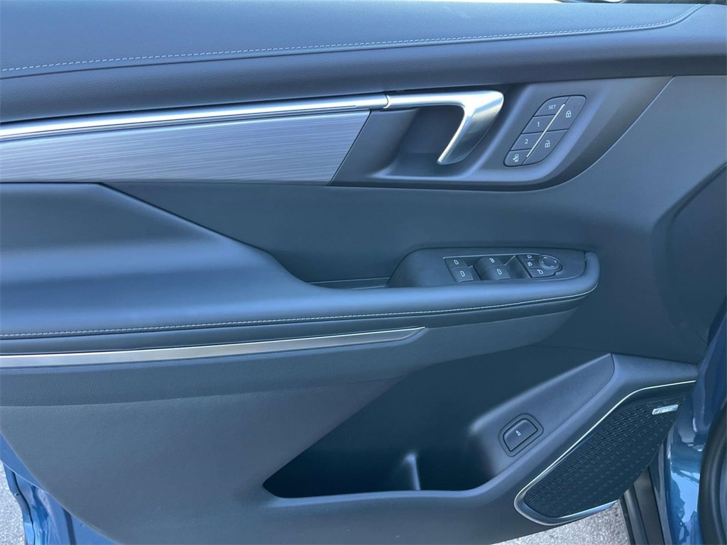 New 2026 Buick Enclave Preferred w/ Power Package image 21