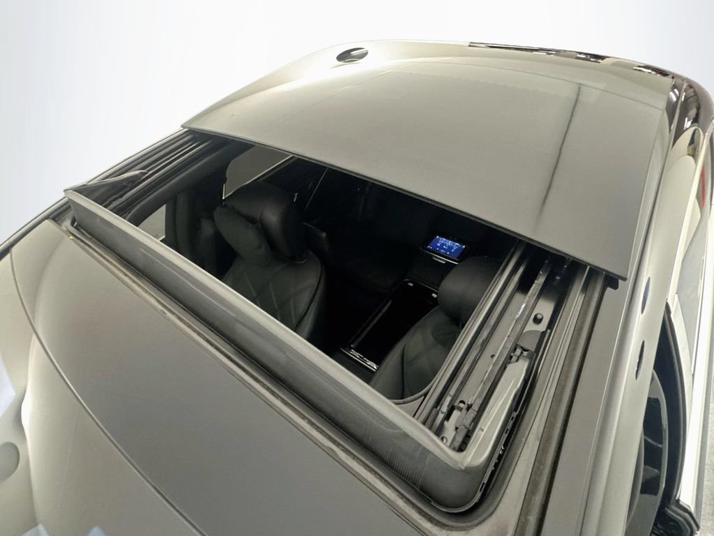 Used 2022 Mercedes-Benz Maybach S 580 4MATIC image 23
