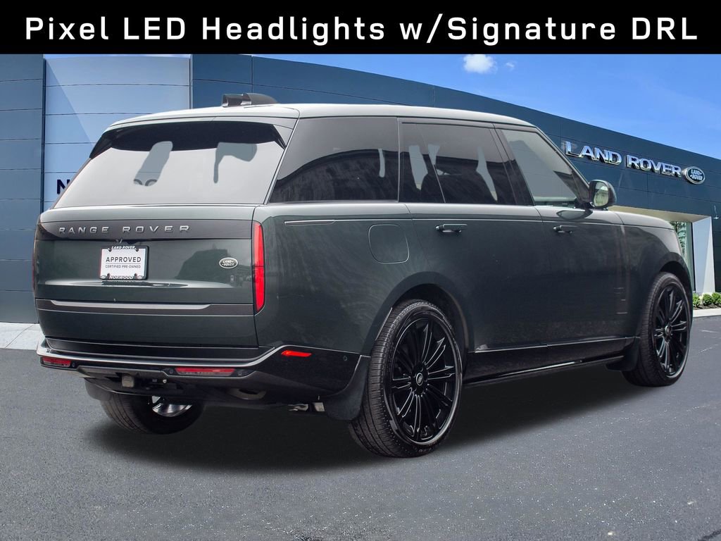 Used 2023 Land Rover Range Rover Long Wheelbase SE image 4