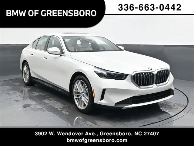 Used 2024 BMW 530i w/ Convenience Package image 1