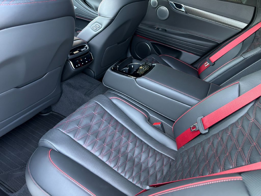 New 2027 Genesis G80 3.5T Sport Prestige AWD/4WD image 12
