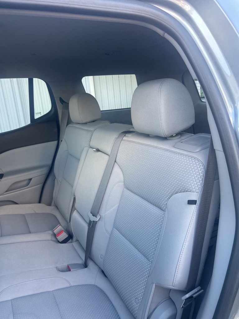 Certified 2023 GMC Acadia SLE w/ Driver Convenience Package image 12