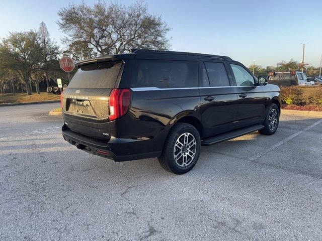 Used 2025 Ford Expedition Max Active image 5
