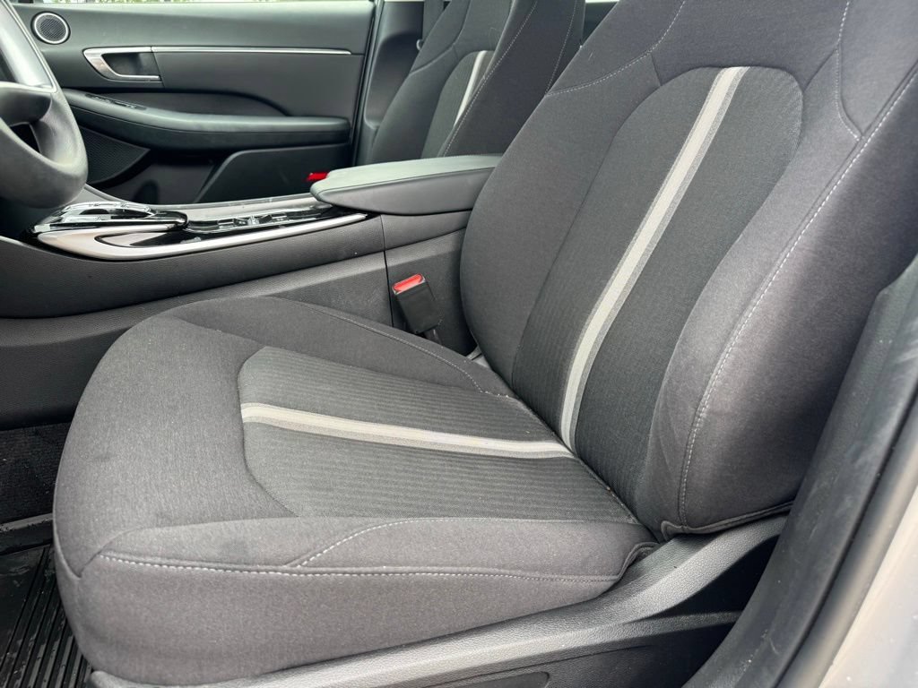 Certified 2023 Hyundai Sonata SEL FWD image 17