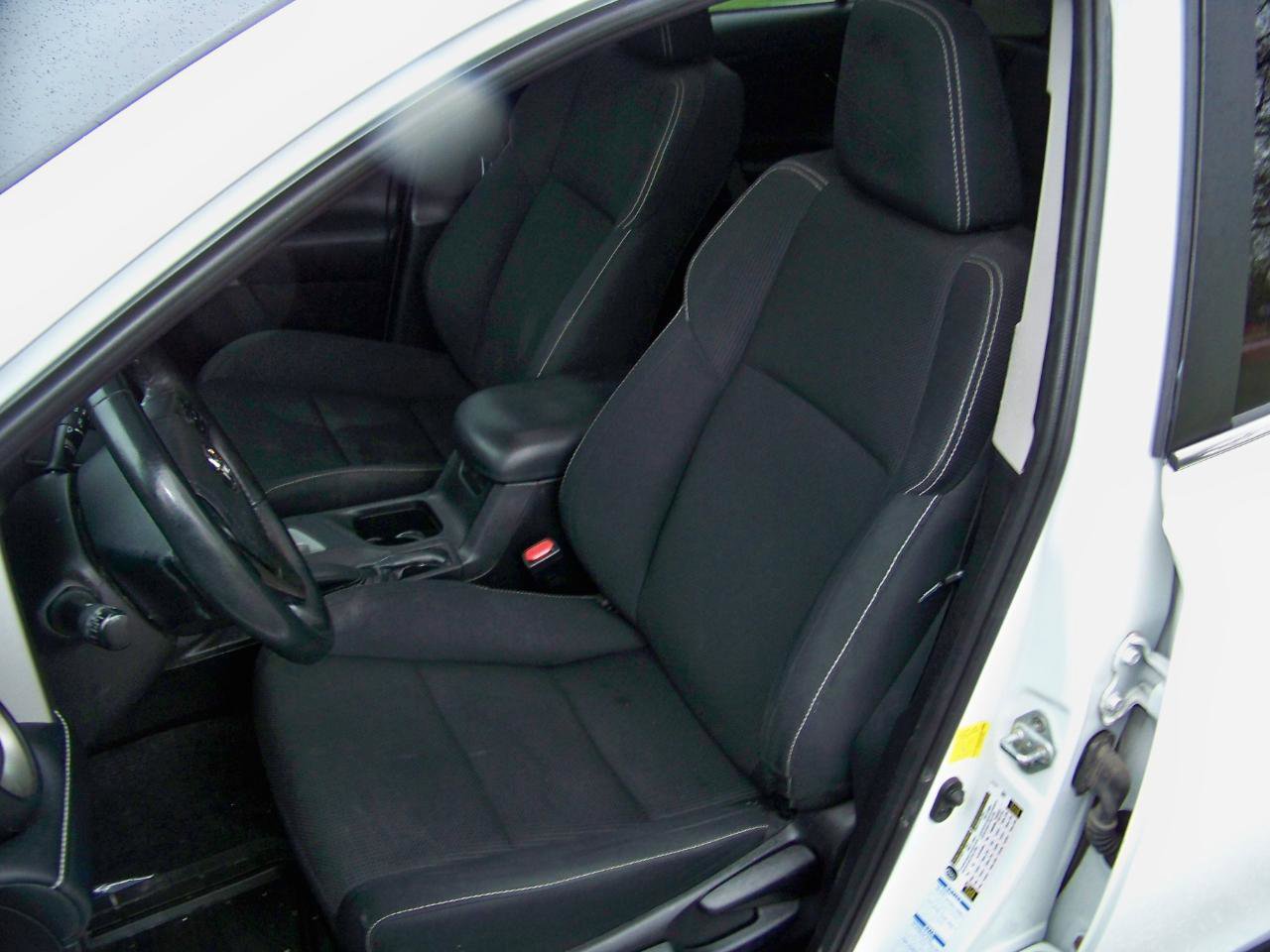 Used 2018 Toyota RAV4 XLE image 14