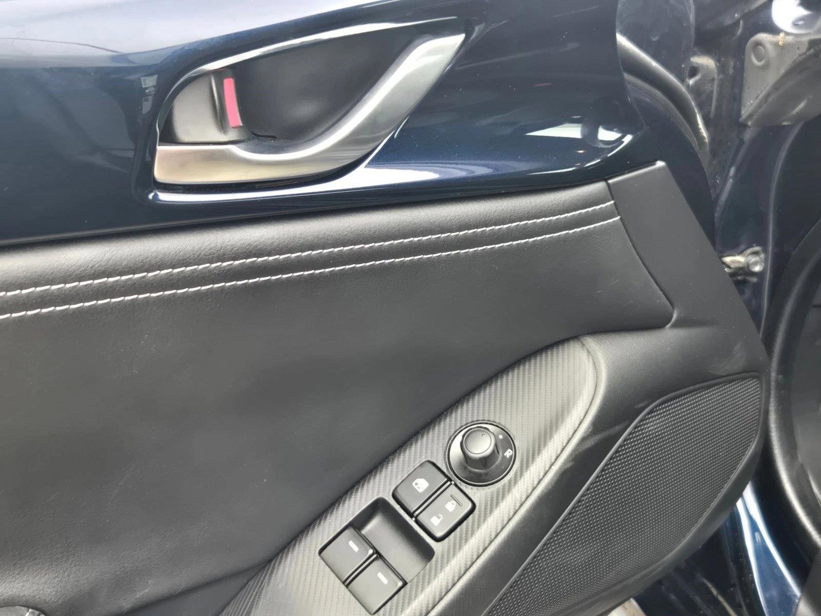 Used 2025 MAZDA MX-5 Miata RF Grand Touring RWD image 12