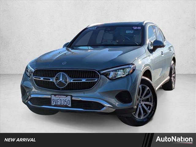 Certified 2026 Mercedes-Benz GLC 300 image 1
