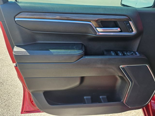 Used 2023 Chevrolet Silverado 1500 LT AWD/4WD image 10
