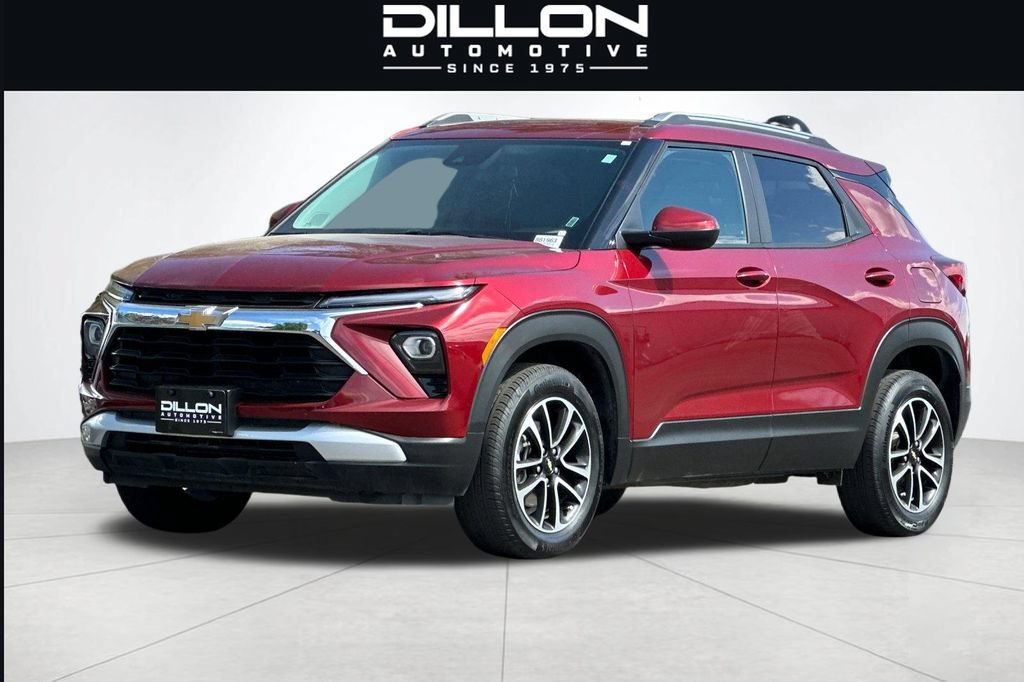 Used 2025 Chevrolet TrailBlazer LT AWD/4WD image 8