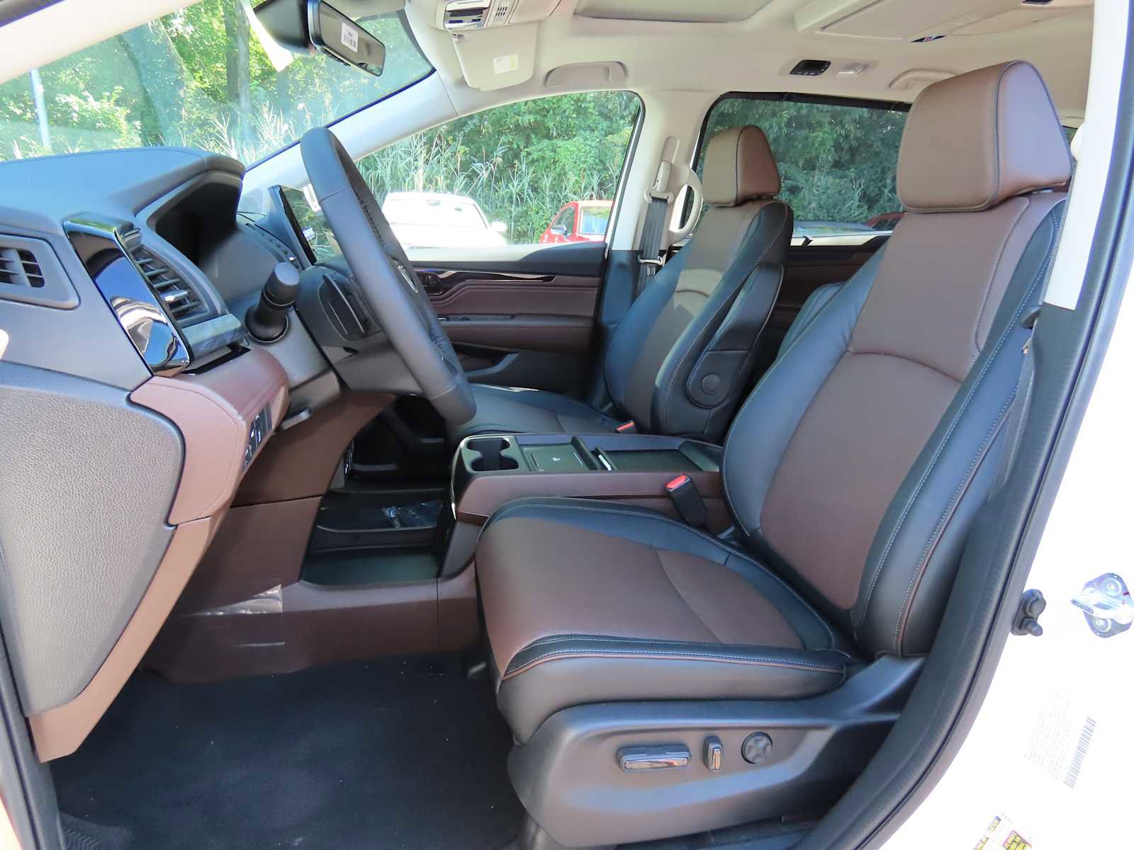 New 2026 Honda Odyssey Elite image 13