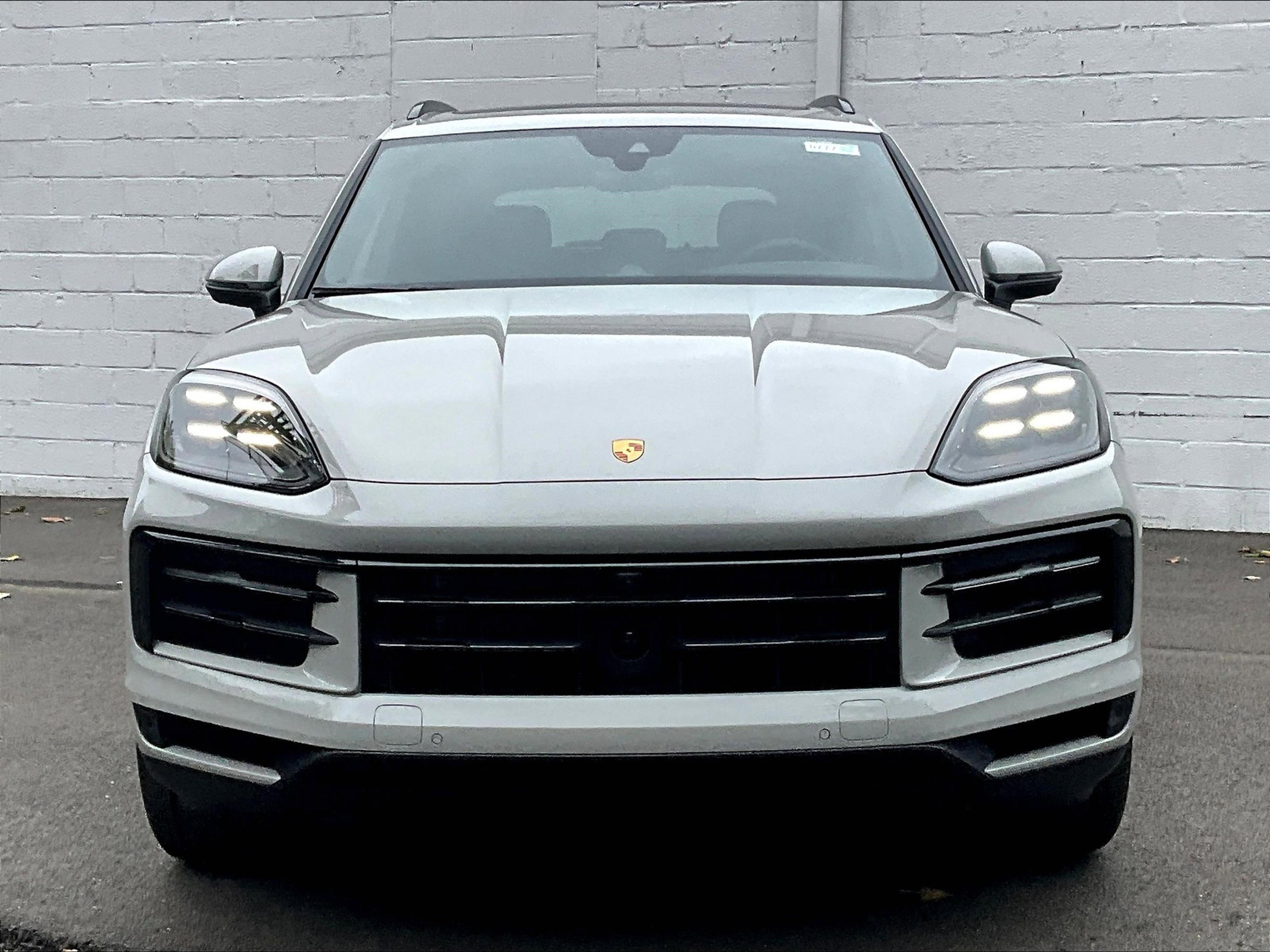 New 2026 Porsche Cayenne S image 22