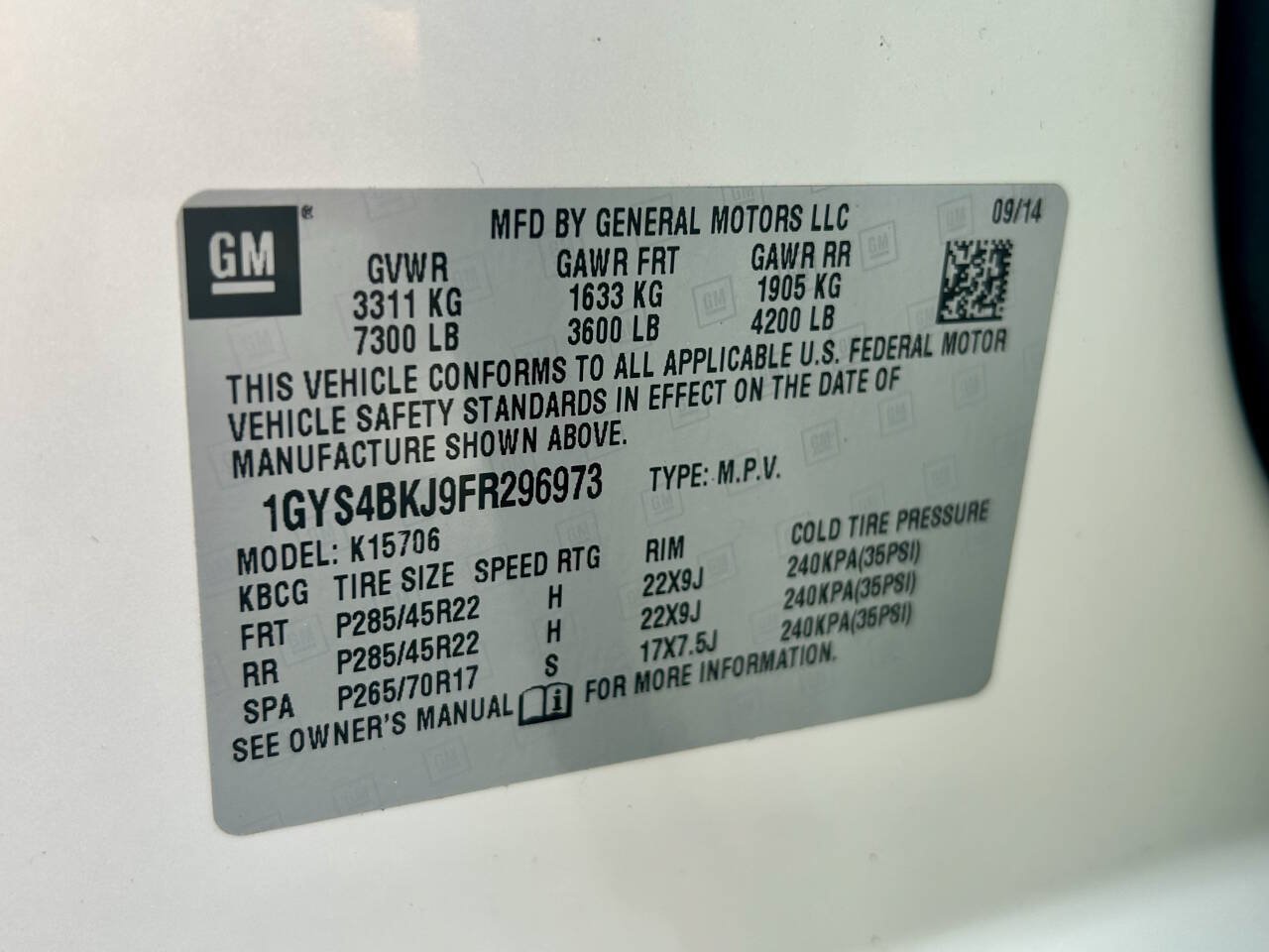 Used 2015 Cadillac Escalade Luxury AWD/4WD image 34