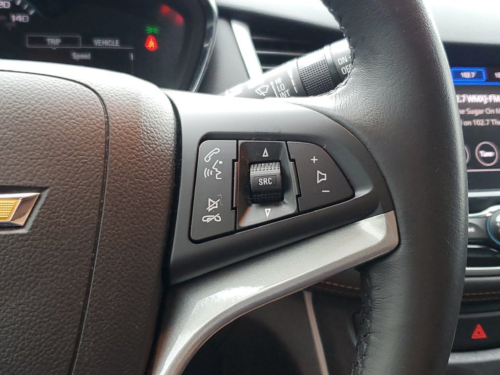 Used 2022 Chevrolet Trax LT w/ Sport Edition FWD image 23