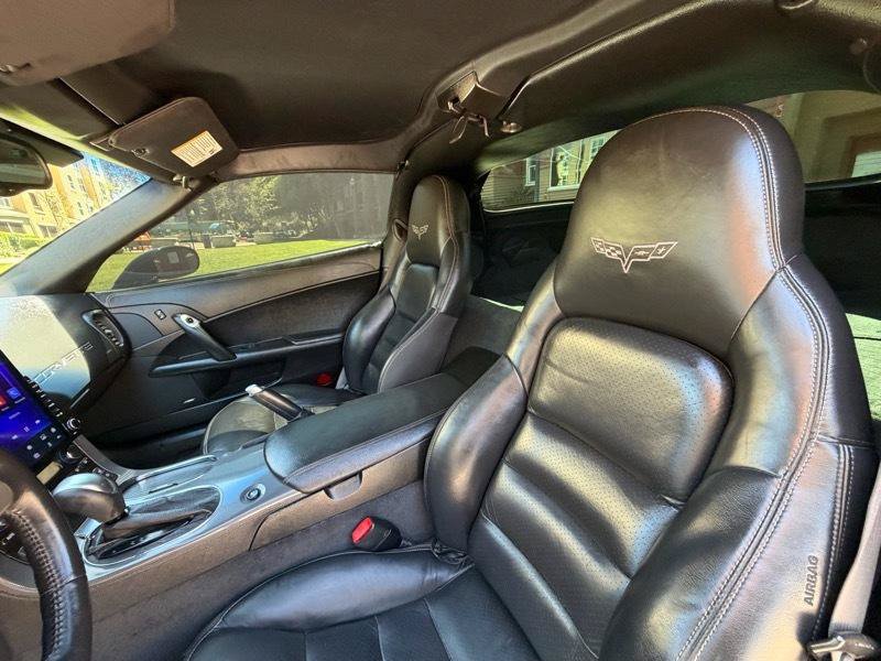 Used 2009 Chevrolet Corvette Coupe w/ Preferred Equipment Group RWD image 96